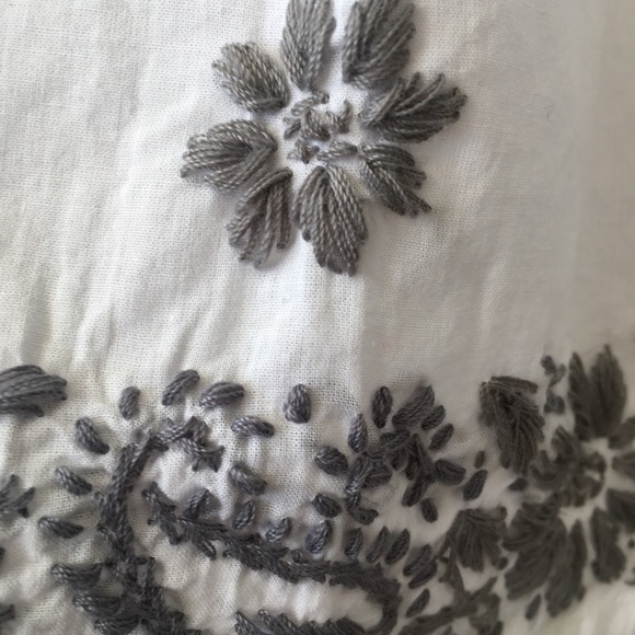 Embroidered Cotton Tunic Top Large Button front - Picture 5 of 8